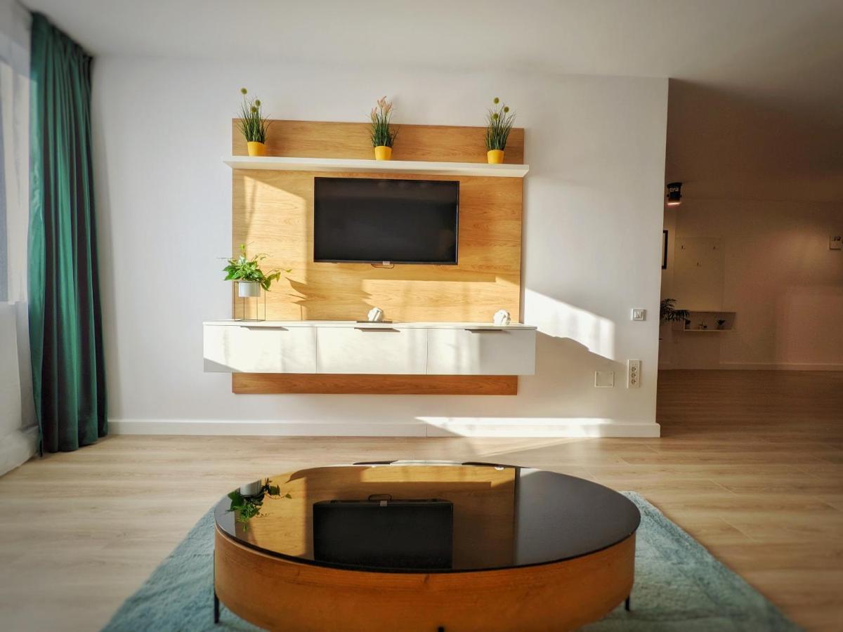Cluj Airport Apartment Bagian luar foto
