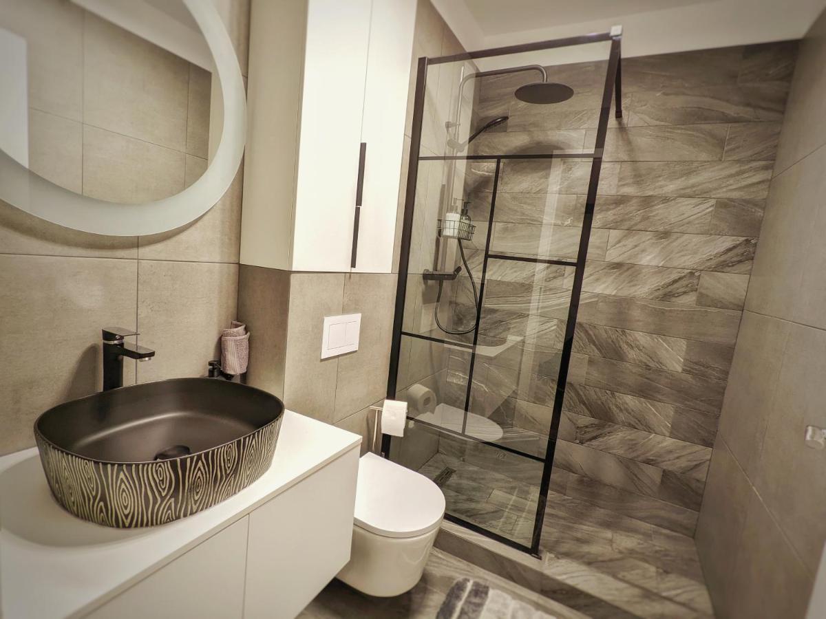 Cluj Airport Apartment Bagian luar foto